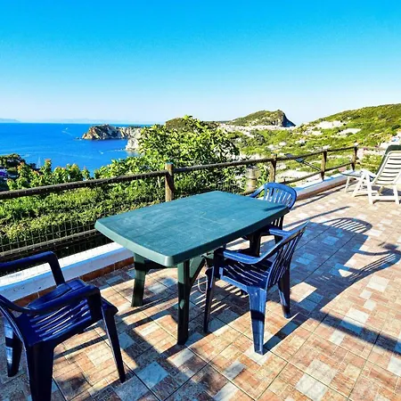Сasa de vacaciones Solemareponza Casa Rosa Ponza